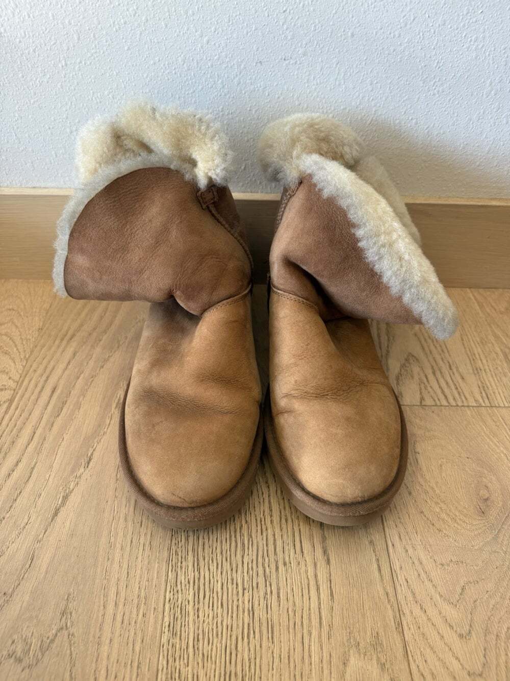 $220 UGG Australia Women's 10 41 Renley Suede Ankle Boots Shoes Winter Chestnut